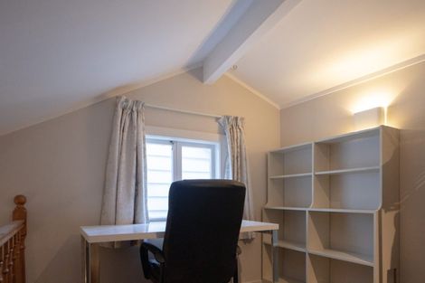 Photo of property in 8 Ascot Street, Thorndon, Wellington, 6011