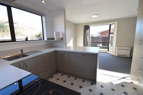 Photo of property in 47 Black Peak Road, Omarama, 9412
