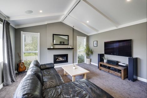 Photo of property in 22 Taruna Place, Havelock North, 4130