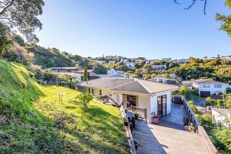 Photo of property in 3 Aspen Grove, Maungaraki, Lower Hutt, 5010