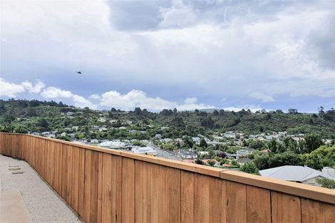 Photo of property in 28 Speldhurst Grove, Stokes Valley, Lower Hutt, 5019