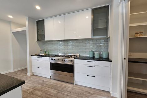 Photo of property in 27 Arihi Crescent, Frimley, Hastings, 4120