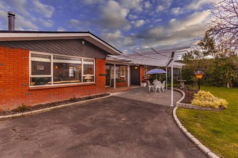 Photo of property in 16 Upham Crescent, Taradale, Napier, 4112