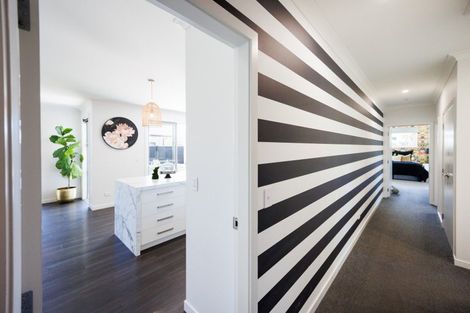 Photo of property in 30 Dogwood Way, Milson, Palmerston North, 4414