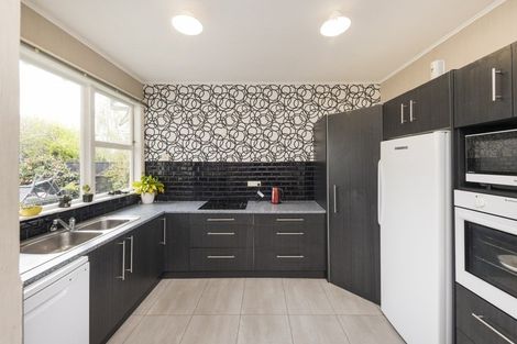 Photo of property in 4 Argyle Avenue, Takaro, Palmerston North, 4410