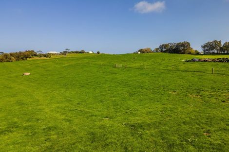 Photo of property in 1047 Awhitu Road, Pollok, 2683