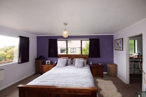 Photo of property in 75 Halswater Drive, Churton Park, Wellington, 6037