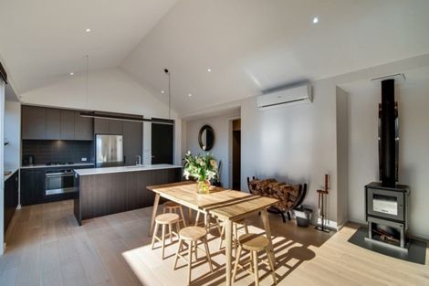 Photo of property in 10 Fife Court, Jacks Point, Queenstown, 9371