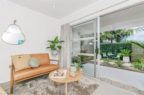 Photo of property in 4/17 Church Street, Devonport, Auckland, 0624