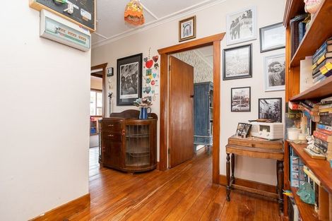 Photo of property in 18 Hinau Street, Maeroa, Hamilton, 3200