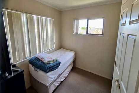 Photo of property in 30 Stellamaris Way, Northpark, Auckland, 2013