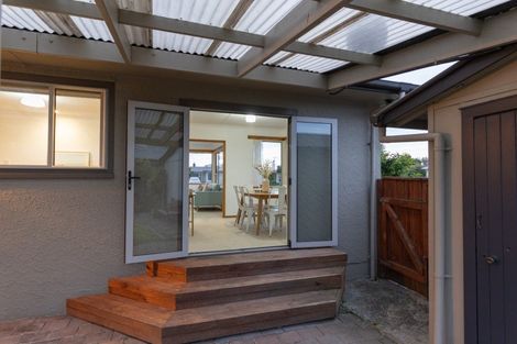 Photo of property in 7 Nairn Crescent, Awapuni, Palmerston North, 4412