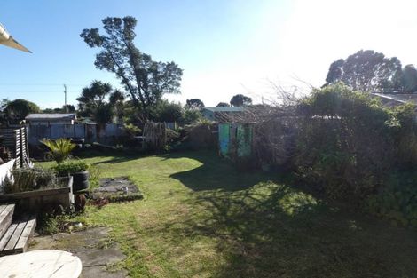 Photo of property in 1 Curtis Street, Hector, 7822