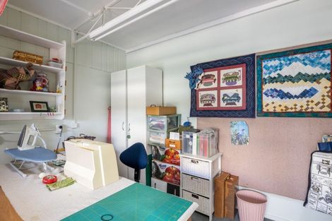 Photo of property in 4 Shortland Street, Lower Vogeltown, New Plymouth, 4310