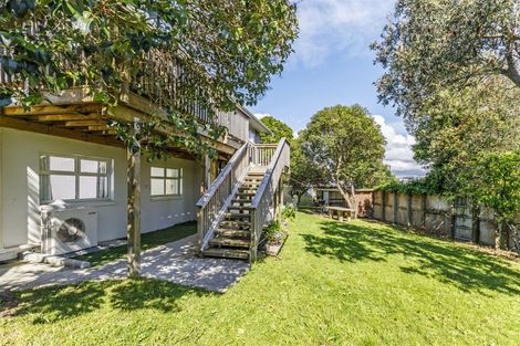 Photo of property in 8 Altona Road, Forrest Hill, Auckland, 0620