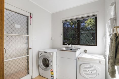 Photo of property in 18 Janome Place, Bucklands Beach, Auckland, 2014