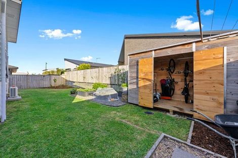 Photo of property in 7 Onekura Street, Red Beach, 0932