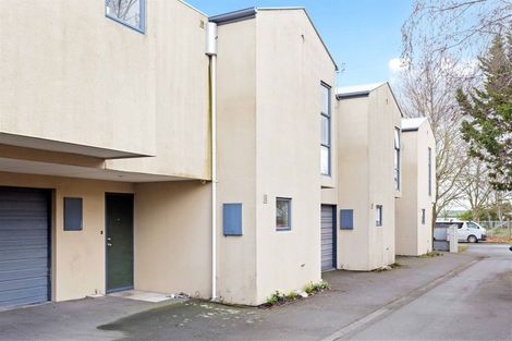 Photo of property in 3/25 Grove Road, Addington, Christchurch, 8024