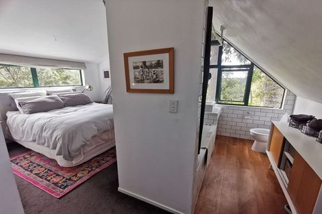 Photo of property in 740a West Coast Road, Oratia, Auckland, 0604