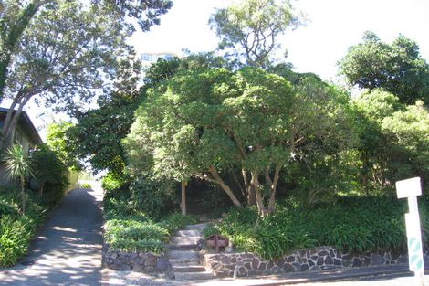 Photo of property in 28 Sylvan Park Avenue, Milford, Auckland, 0620