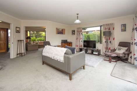 Photo of property in 4 Hillview Place, Amberley, 7410