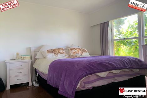 Photo of property in 1/8 Waverley Avenue, Glenfield, Auckland, 0629