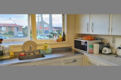 Photo of property in 1/122 Taylor Street, Blockhouse Bay, Auckland, 0600