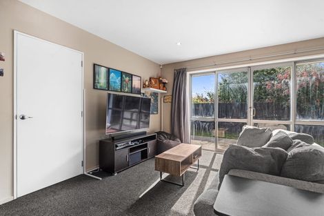 Photo of property in 238a Breezes Road, Aranui, Christchurch, 8061