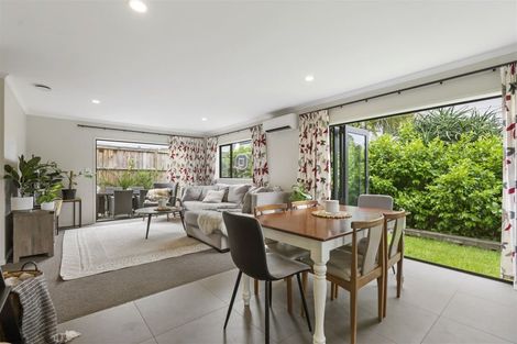 Photo of property in 4 Broadview Place, Howick, Auckland, 2014