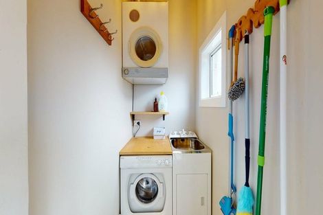 Photo of property in 35 Puriri Street, Miramar, Wellington, 6022