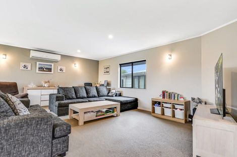 Photo of property in 43 Radiata Street, Fairview Downs, Hamilton, 3214