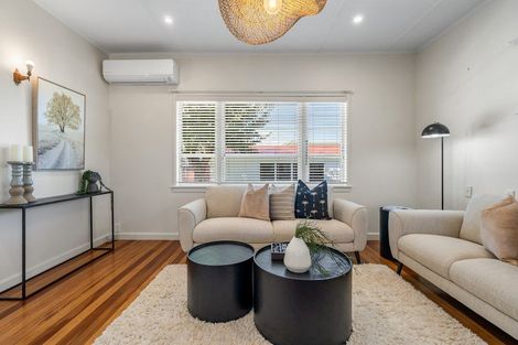 Photo of property in 127b Williams Street, Cambridge, 3434