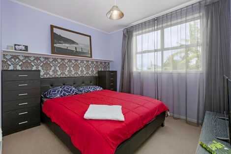 Photo of property in 2 Taipari Avenue, Raglan, 3225