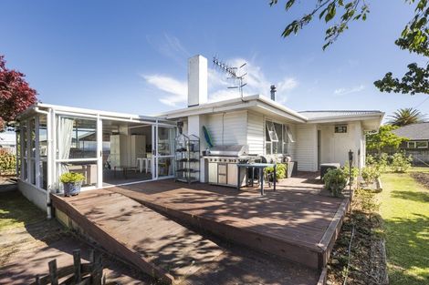 Photo of property in 9 Fox Place, Cloverlea, Palmerston North, 4412