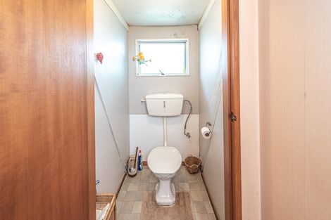 Photo of property in 5 Ashton Terrace, Castlecliff, Whanganui, 4501