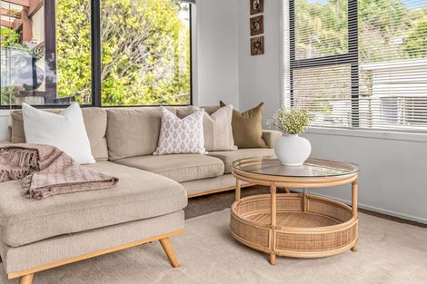 Photo of property in 6 Rautawhiri Road, Helensville, 0800