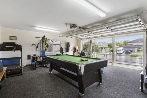 Photo of property in 24 Santa Ana Drive, Dannemora, Auckland, 2016