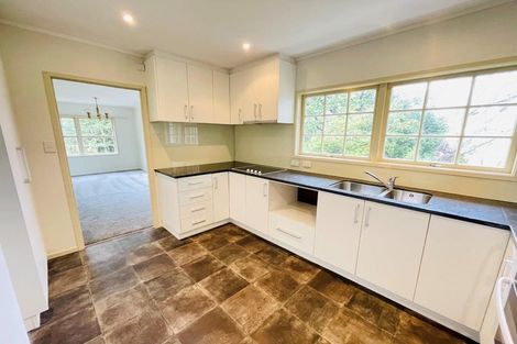 Photo of property in 68 Henwood Road, Taupaki, Henderson, 0782