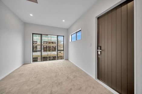 Photo of property in 40 Opoka Street, Papakura, 2110