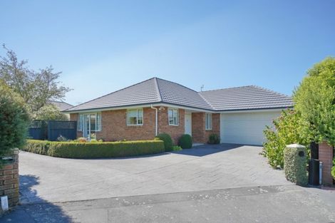 Photo of property in 24 Chesterfield Mews, Russley, Christchurch, 8042