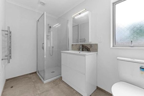 Photo of property in 13c Sealord Place, Clendon Park, Auckland, 2103