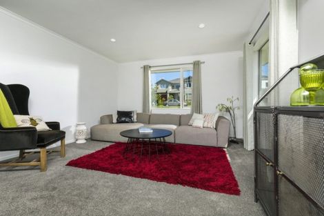 Photo of property in 35 Aberley Road, Schnapper Rock, Auckland, 0632