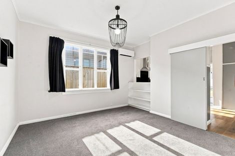Photo of property in 28 Aotea Street, Castlecliff, Whanganui, 4501