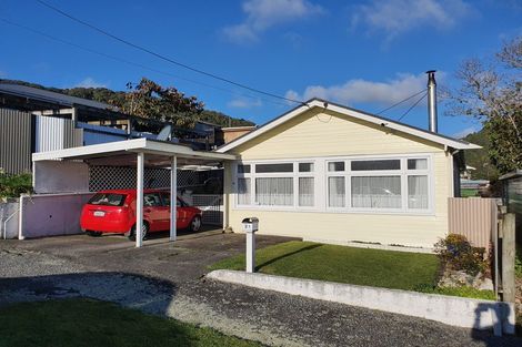 Photo of property in 21 Cardwell Street, Cobden, Greymouth, 7802