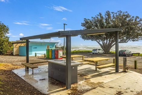 Photo of property in 205b Parklands Avenue, Bell Block, New Plymouth, 4312