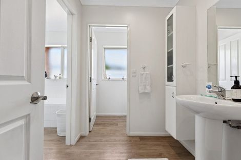 Photo of property in 8 Birchlea Court, Prebbleton, 7604