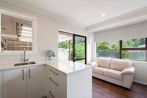 Photo of property in 35 Martin Street, Utuhina, Rotorua, 3015