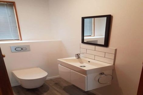 Photo of property in 8a Campbell Street, Karori, Wellington, 6012