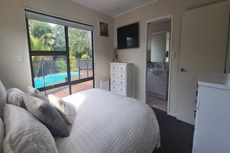 Photo of property in 19 Rhonda Place, Opaheke, Papakura, 2113