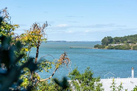 Photo of property in 13 Moana Road, Tinopai, 0593